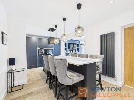 3 bedroom End of terrace house for sale in Hawbush Road, Walsall, WS3