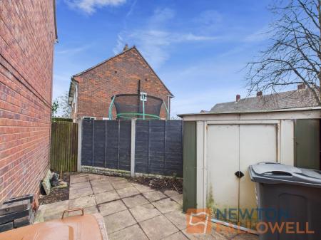 4 bedroom Terraced House for sale in Kirkstall Crescent, Walsall, WS3