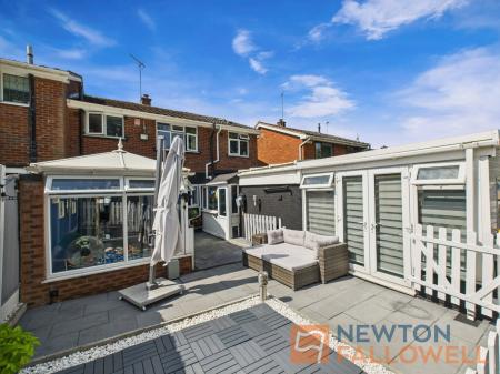 3 bedroom Semi-detached house for sale in Longwood Rise, Willenhall, WV12