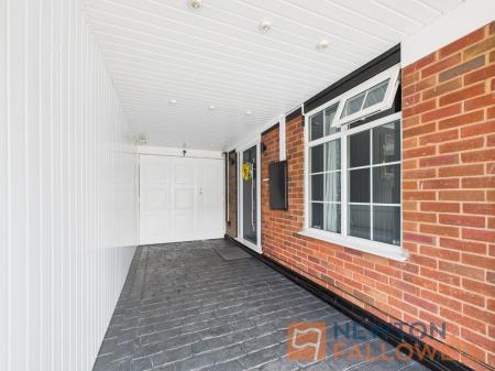 3 bedroom Semi-detached house for sale in Longwood Rise, Willenhall, WV12