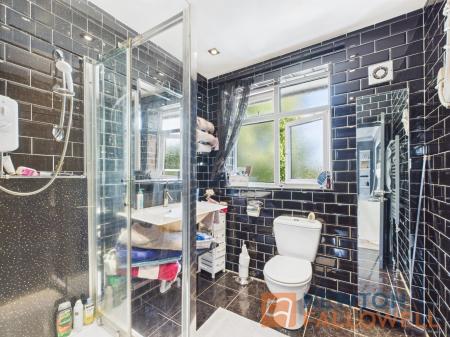 3 bedroom Semi-detached house for sale in Longwood Rise, Willenhall, WV12