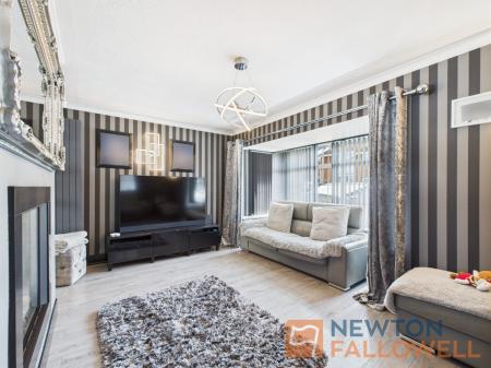 3 bedroom Semi-detached house for sale in Longwood Rise, Willenhall, WV12