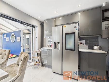 3 bedroom Semi-detached house for sale in Longwood Rise, Willenhall, WV12