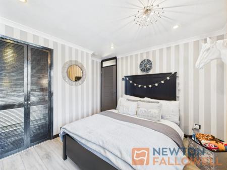 3 bedroom Semi-detached house for sale in Longwood Rise, Willenhall, WV12