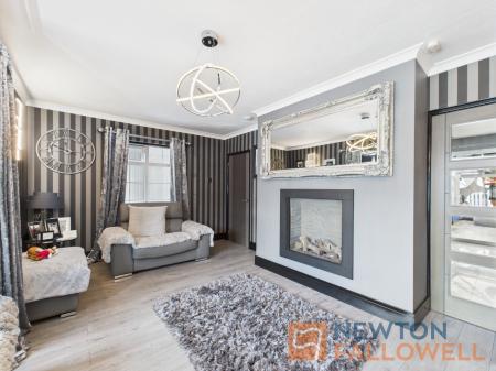 3 bedroom Semi-detached house for sale in Longwood Rise, Willenhall, WV12