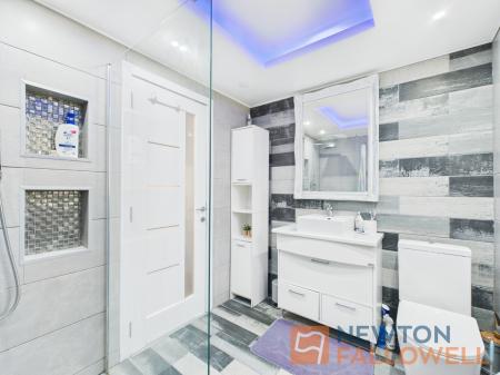 2 bedroom End of terrace house for sale in Nursery Road, Bloxwich, WS3