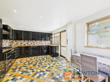 2 bedroom End of terrace house for sale in Nursery Road, Bloxwich, WS3