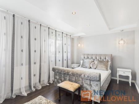 2 bedroom End of terrace house for sale in Nursery Road, Bloxwich, WS3