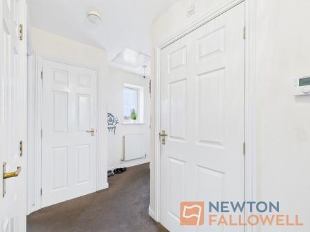 2 bedroom Flat for sale in Walker Road, Walsall, WS3