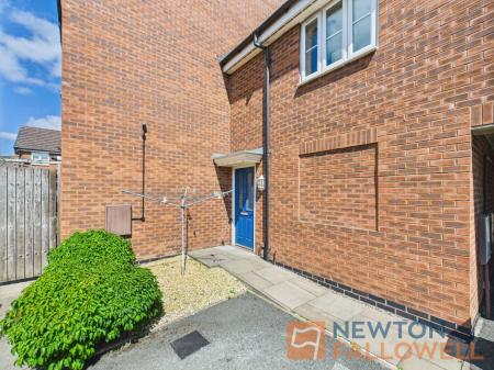 2 bedroom Character Property for sale in Water Reed Grove, Leamore, Walsall, WS2