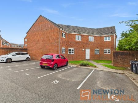 2 bedroom Flat for sale in Windrush Close, Walsall, WS3