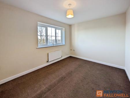 2 bedroom Flat to let in Walker Road, Blakenall Heath, WS3