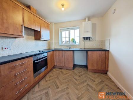 2 bedroom Flat to let in Walker Road, Blakenall Heath, WS3