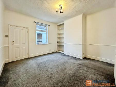 3 bedroom Terraced House to let in Westbourne Street, Butts, Walsall, WS4