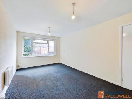 1 bedroom Flat to let in Bloxwich Road, Leamore, Walsall, WS2