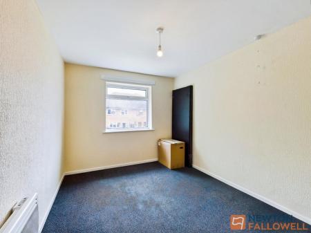 1 bedroom Flat to let in Bloxwich Road, Leamore, Walsall, WS2