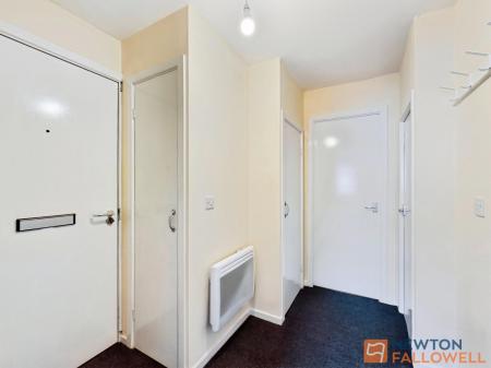 1 bedroom Flat to let in Bloxwich Road, Leamore, Walsall, WS2