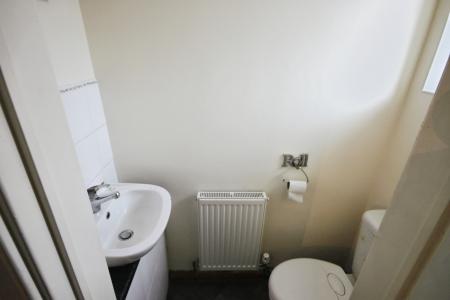 3 bedroom Semi-detached house to let in Derwent Close, Willenhall, WV13