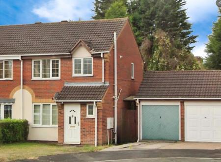 Derwent Close, Willenhall, WV13