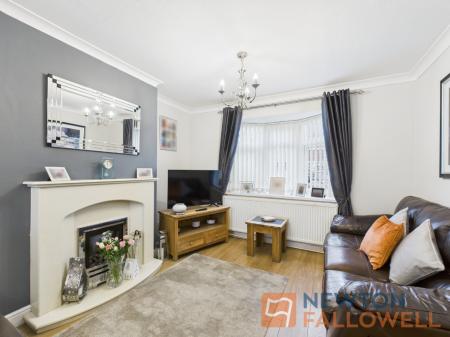 2 bedroom Semi-detached house for sale in Thornley Close, Wolverhampton, WV11