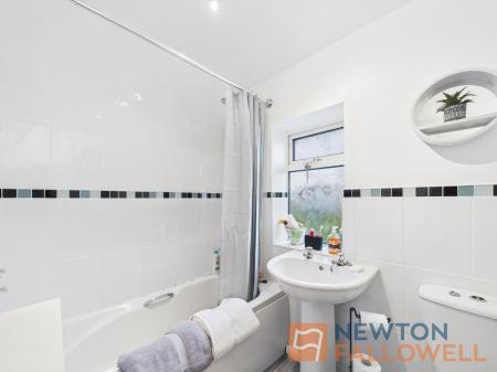 2 bedroom Semi-detached house for sale in Thornley Close, Wolverhampton, WV11