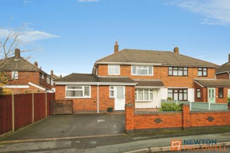 Meadow Lane, Willenhall, WV12