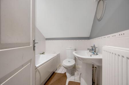 7 bedroom Detached house for sale in Arbroath Gardens, Orton Northgate, Peterborough, PE2