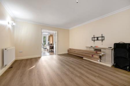 7 bedroom Detached house for sale in Arbroath Gardens, Orton Northgate, Peterborough, PE2