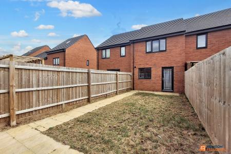 2 bedroom Terraced House for sale in Arkwright Way, Gunthorpe, Peterborough, PE4