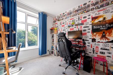 5 bedroom Semi-detached house for sale in Broadway Gardens, Peterborough, PE1