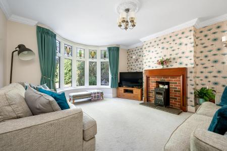 5 bedroom Semi-detached house for sale in Broadway Gardens, Peterborough, PE1