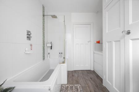 5 bedroom Semi-detached house for sale in Broadway Gardens, Peterborough, PE1