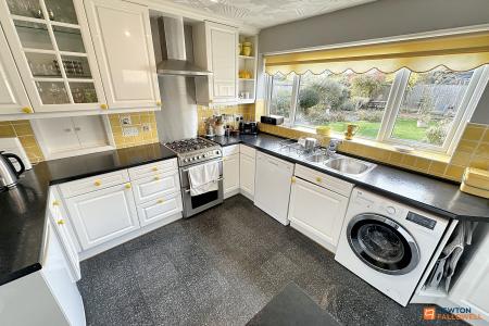 4 bedroom Detached house for sale in Canterbury Road, Werrington Village, Peterborough, PE4