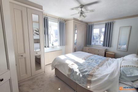 4 bedroom Detached house for sale in Chatsfield, Werrington, Peterborough, PE4