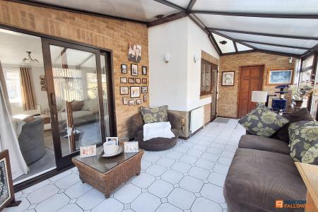 4 bedroom Detached house for sale in Chatsfield, Werrington, Peterborough, PE4