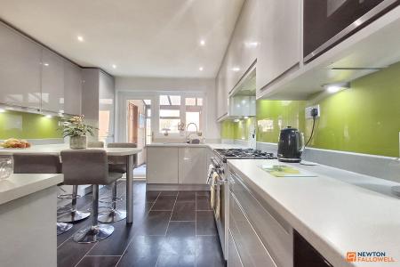 4 bedroom Detached house for sale in Chatsfield, Werrington, Peterborough, PE4