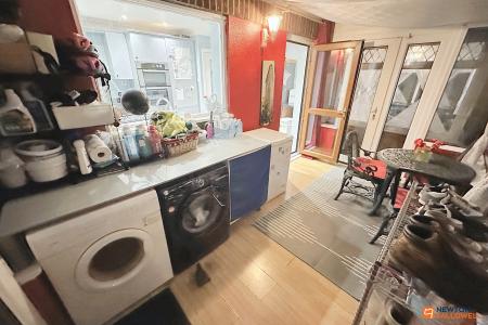 3 bedroom Detached house for sale in Chatsfield, Werrington, Peterborough, PE4