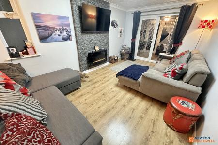 3 bedroom Detached house for sale in Chatsfield, Werrington, Peterborough, PE4