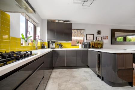 4 bedroom Detached house for sale in Derby Drive, Dogsthorpe, Peterborough, PE1