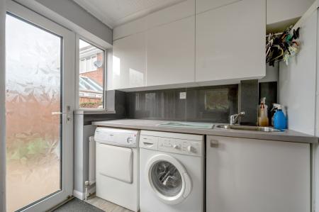 5 bedroom Detached house for sale in Gildale, Werrington, Peterborough, PE4