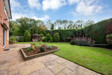 5 bedroom Detached house for sale in Gildale, Werrington, Peterborough, PE4