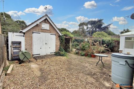 3 bedroom Semi-detached house for sale in Hall Lane, Werrington Village, Peterborough, PE4