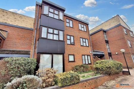 1 bedroom Flat for sale in Lincoln Gate, Peterborough, PE1