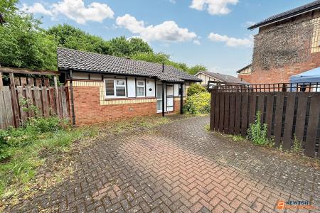 2 bedroom Detached bungalow for sale in Long Pasture, Werrington, Peterborough, PE4