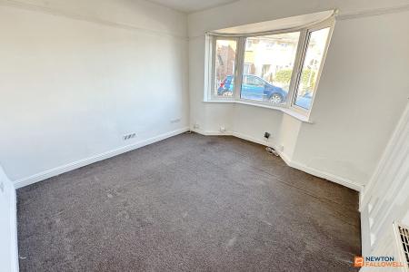 3 bedroom Semi-detached house for sale in Luddington Road, Walton, Peterborough, PE4