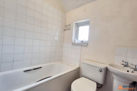 3 bedroom Semi-detached house for sale in Luddington Road, Walton, Peterborough, PE4