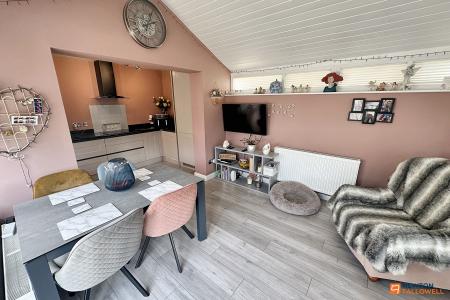 3 bedroom Semi-detached house for sale in Paston Ridings, Paston, Peterborough, PE4