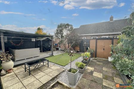 3 bedroom Semi-detached house for sale in Paston Ridings, Paston, Peterborough, PE4