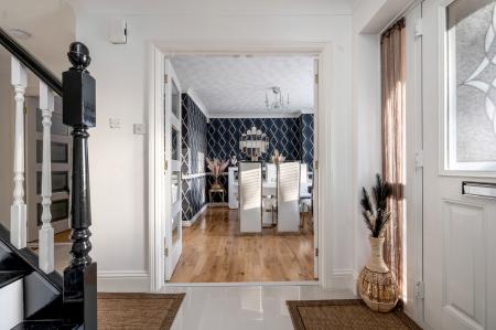 4 bedroom Detached house for sale in The Lawns, Walton, Peterborough, PE4