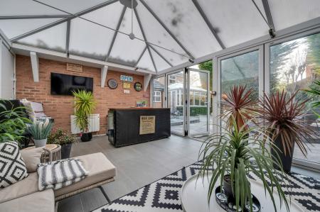 4 bedroom Detached house for sale in The Lawns, Walton, Peterborough, PE4